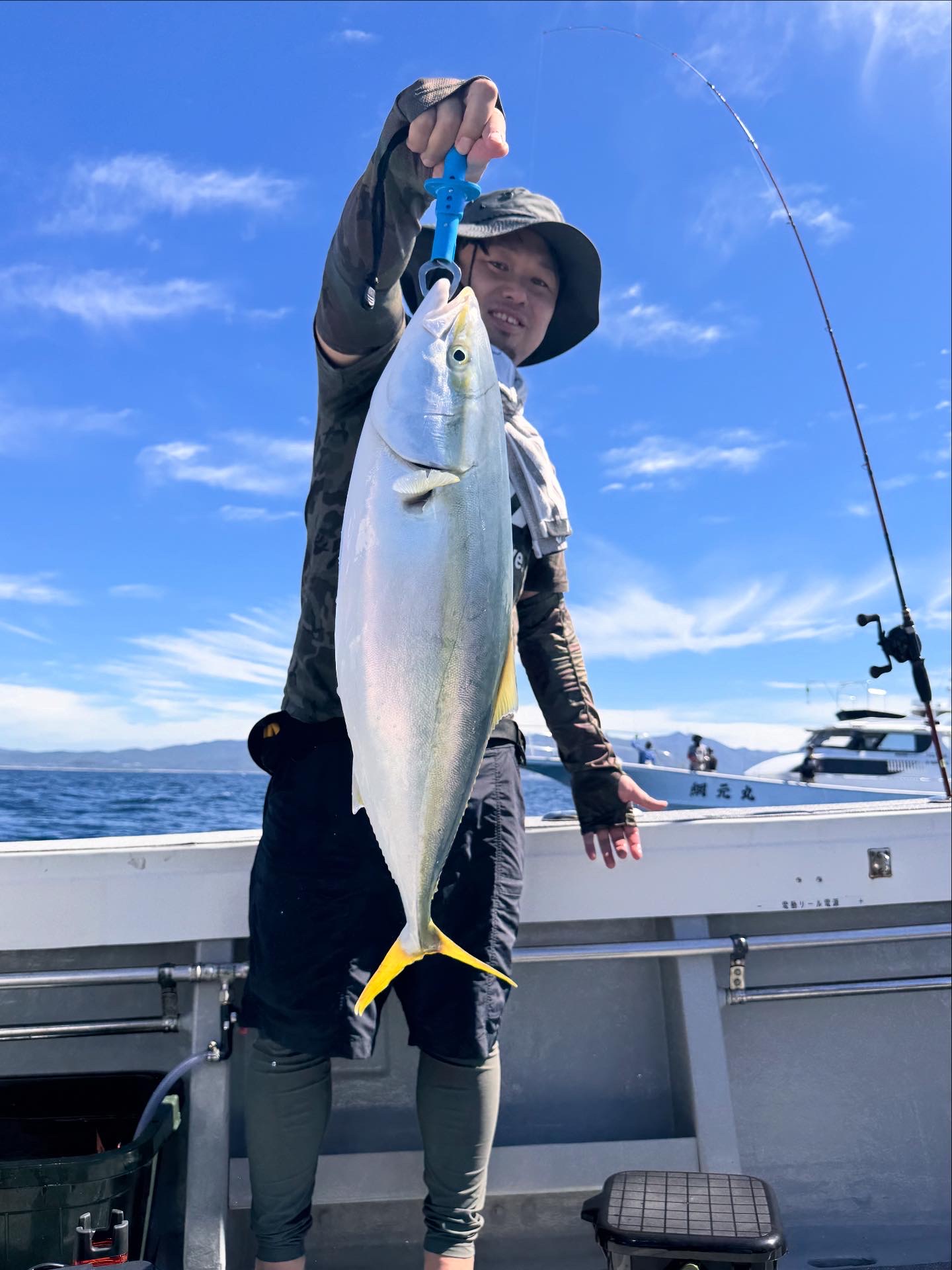 10/11(土)タイラバ、SLJ、ライト落とし込み釣行🎣 - BLOG - 遊魚船 IZANAMI